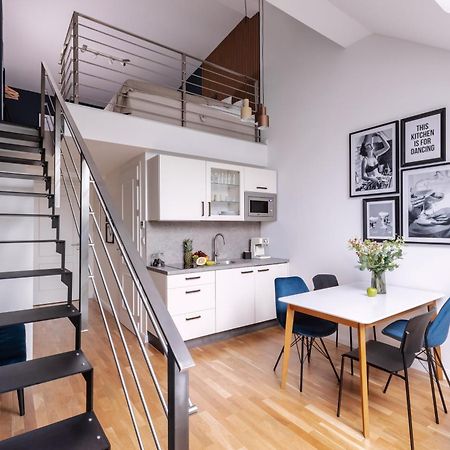 Turnkey I Charles Square Apartments Praga Exterior foto